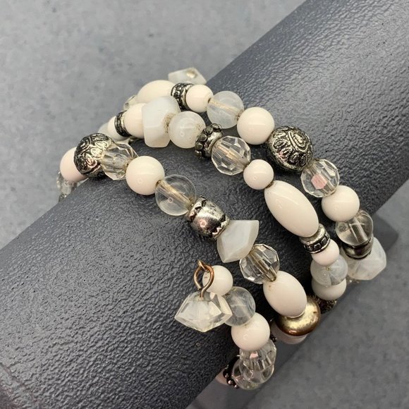 Memory Wire Wrap Bracelet White Silver As Is Frosty Translucent Marbled Heart - Picture 3 of 6